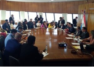 INFO DIPUTADOS: EN MESA DE TRABAJO DISCUTEN REGULACIÓN PARA APPS DE MOVILIDAD Y DE DELIVERY
