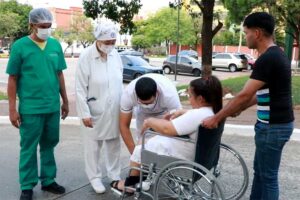 Info MSPYBS:  Transformando vidas: Alianza permite realización de 181 cirugías en el Hospital Militar