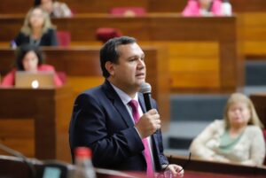 INFO SENADO: LEGISLADOR OFRECIÓ UNA CONFERENCIA SOBRE LA GUERRA ENTRE ISRAEL Y HAMAS
