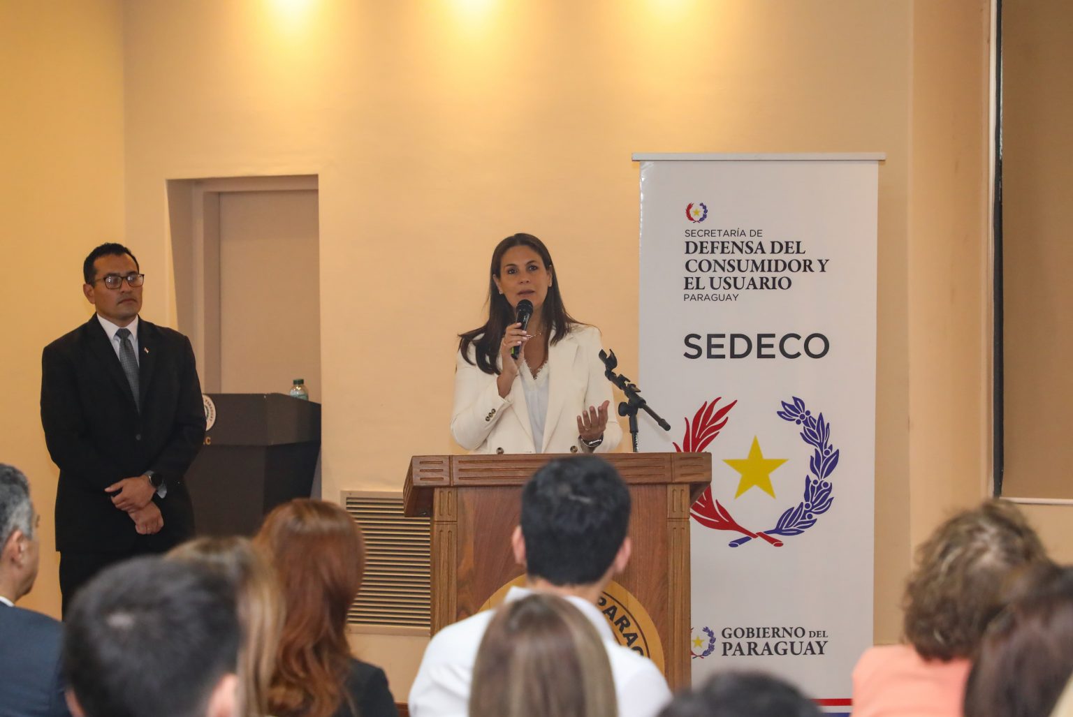 Info MIC: Viceministra de Industria enfatiza en la importancia de fortalecer los derechos del consumidor